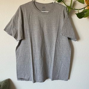 Fruit of the Loom Grey Shirt